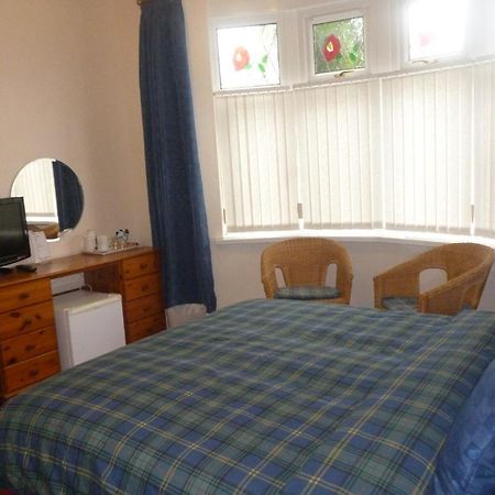 The New Inn Guest House Bridgend  Zimmer foto